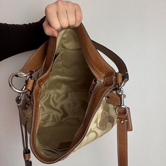 Coach Vintage Brown Signature Canvas and Brown Leather Large Shoulder Bag - Picture 6 of 7